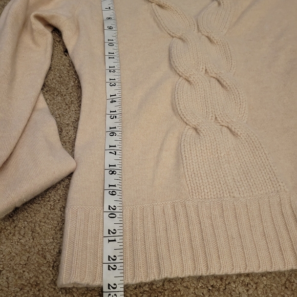 Trina Turk Cashmere Sweater Size Small* - Picture 6 of 6